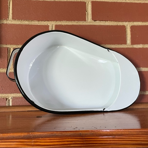 Other Vintage White Enamel Collectible Hospital Bed Pan W Handle Poshmark